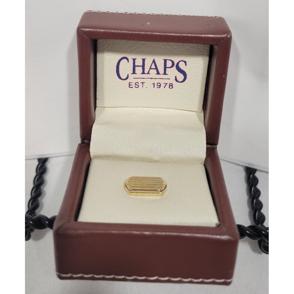 Chaps Men's Gold Toned Ridged Embossed Tie Tack Brown Faux Leather Box